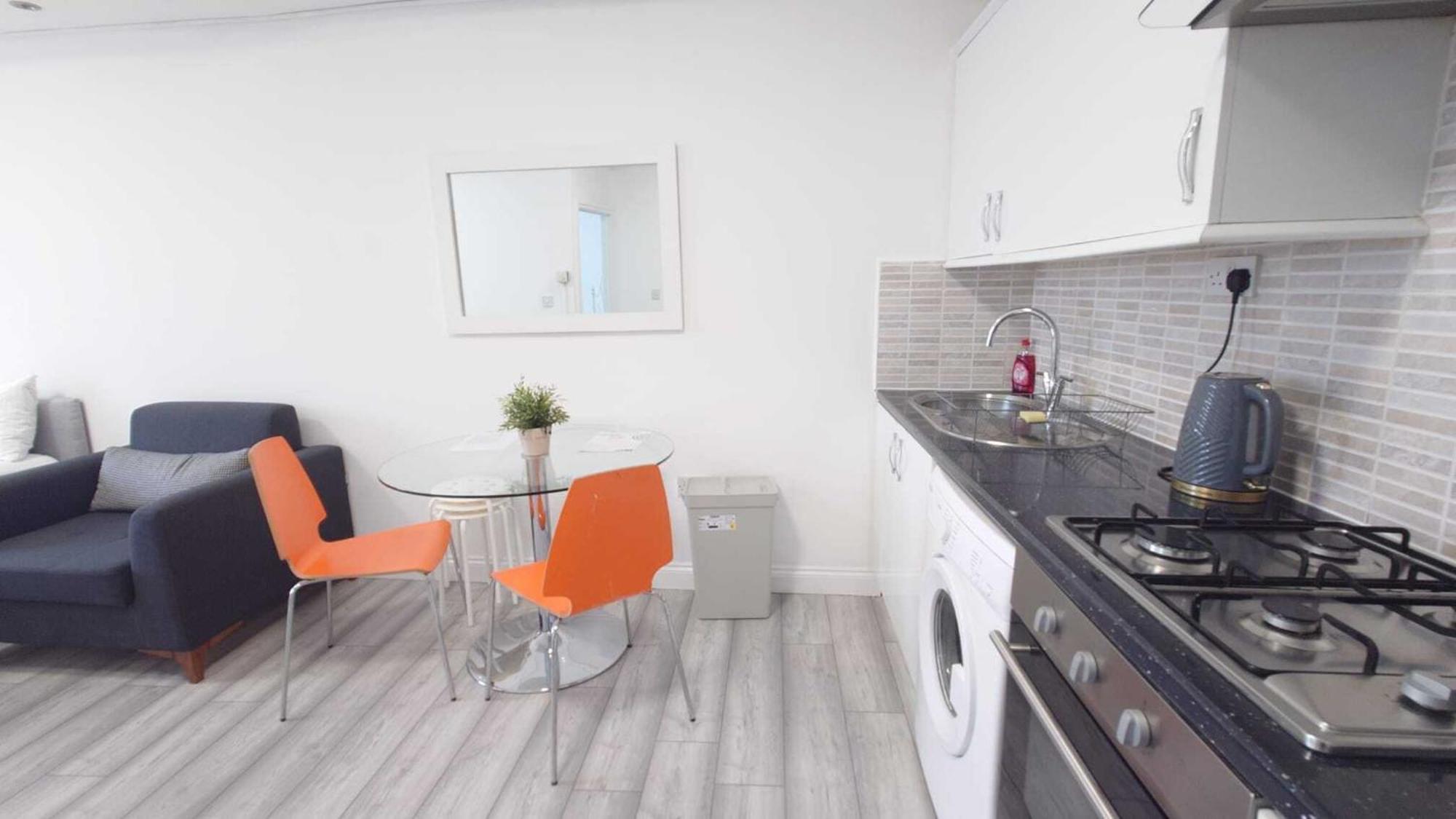 Kings City Centre Apartments Londra Exterior foto